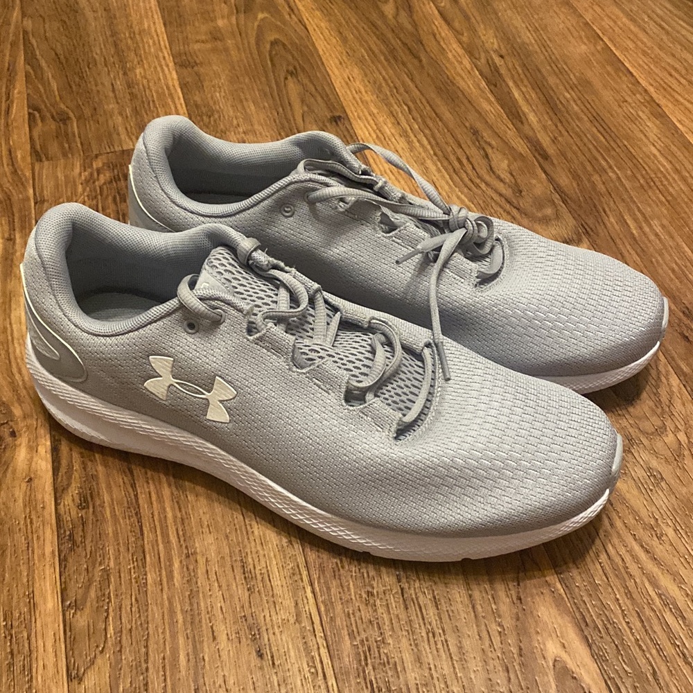 Mens Under Armor sneakers